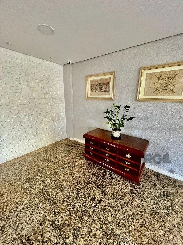 Imagem Espaçoso Apartamento