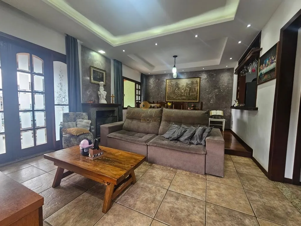 Imagem Casa para Venda em Teresópolis / RJ no bairro Caleme
