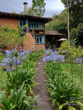 Imagem Casa à venda, 370 m² por R$ 1.700.000,00 - Albuquerque - Teresópolis/RJ