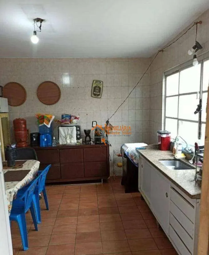 Imagem Casa com 3 dormitórios à venda, 212 m² por R$ 850.000,00 - Cidade Serodio - Guarulhos/SP