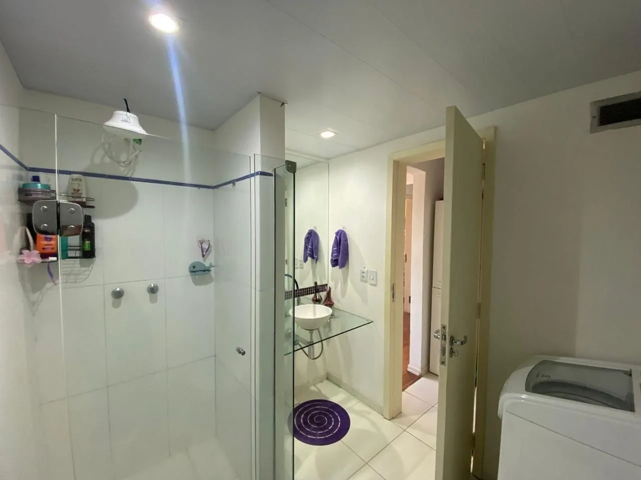 Imagem Apartamento Mobiliado a venda / Avenida Independência / 2 Dormitórios