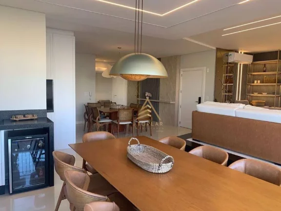 Imagem Apartamento com 4 dormitórios à venda, 200 m² por R$ 4.200.000,00 - Meia Praia - Itapema/SC