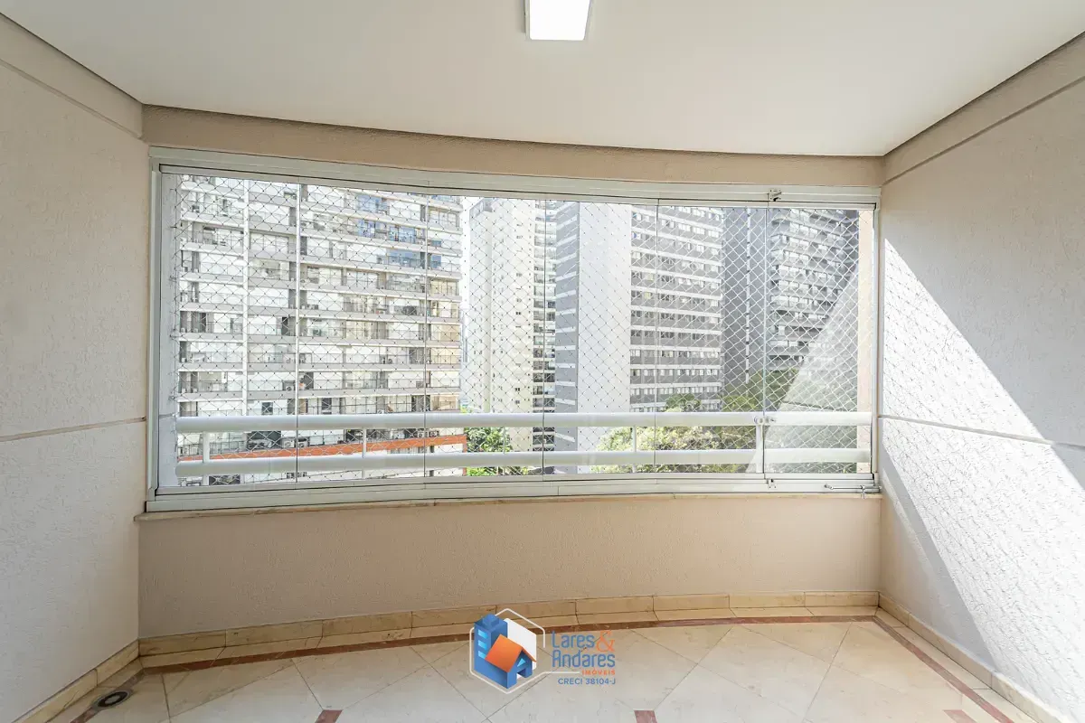 Imagem Apartamento para venda em Moema com 4 quartos, sendo 1 suíte, 104m²