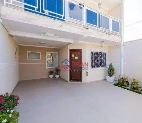 Imagem Sobrado Triplex com 3 quartos em São Jos?(C) dos Pinhais