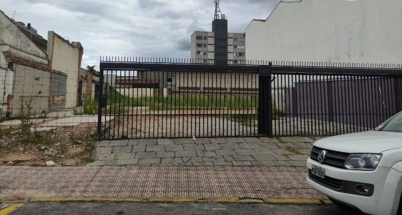 Imagem Terreno à venda Centro, Pindamonhangaba - SP