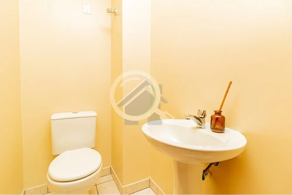 Imagem Oportunidade para você morar com sua família no bairro boêmio de Porto Alegre. Excelente apartame...