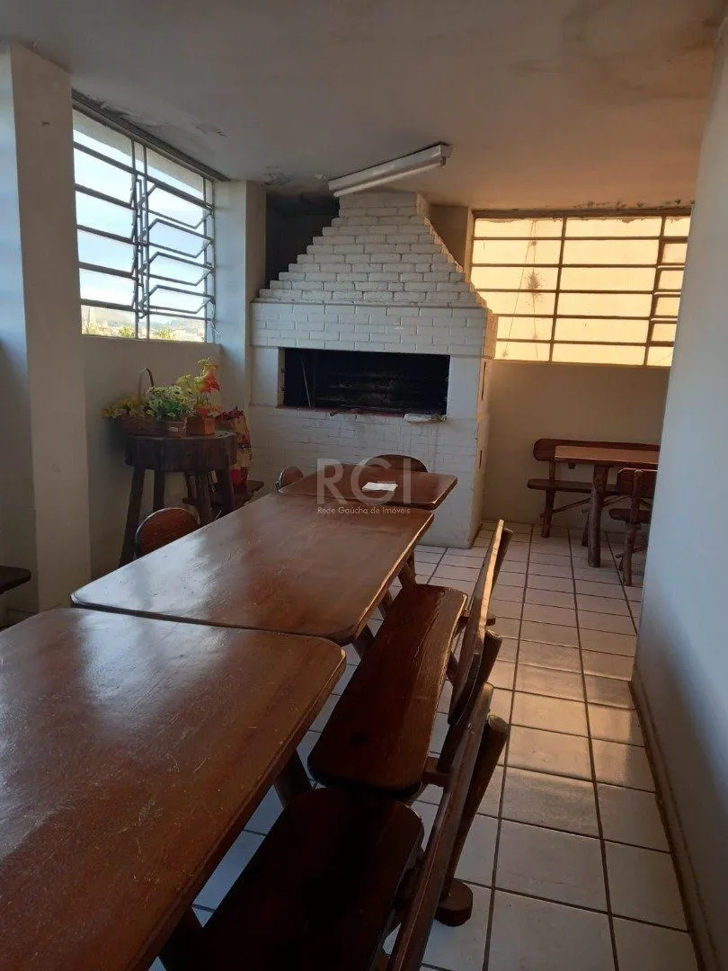 Imagem Apartamento para Venda - 150m², 3 dormitórios, 1 vaga - Bom Fim