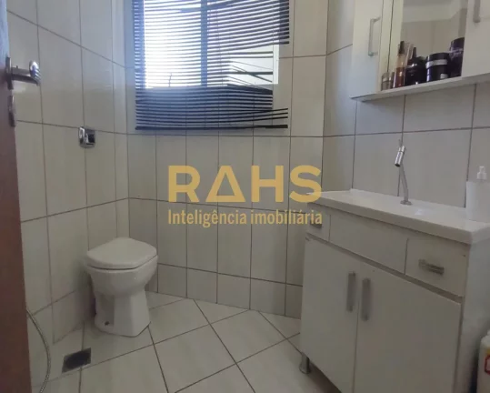Imagem Apartamento 1 suíte mais 3 quartos no Centro em Joinville - SC por R$480.000,00. Conta com uma exce...