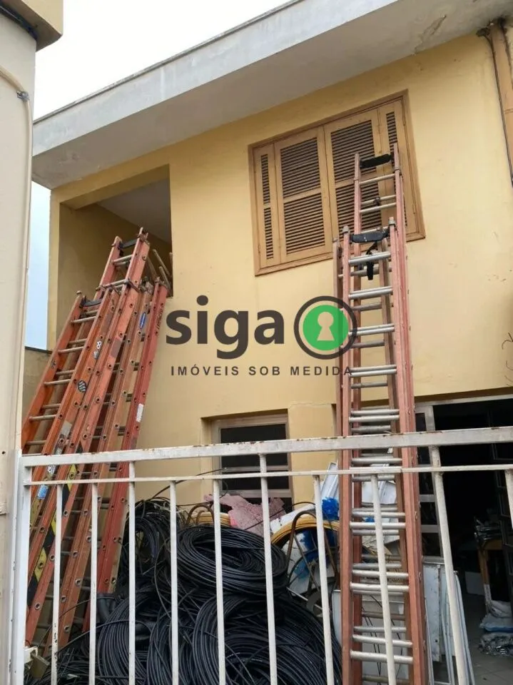 Imagem Casa a venda 180 m² 3 dormitórios, 1 Suíte, 2 vagas - Vila Cruzeiro - Santo Amaro - SP