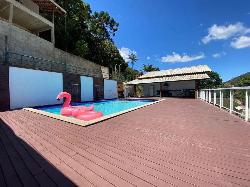 Imagem Casa para Venda em Teresópolis / RJ no bairro Albuquerque