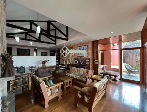 Imagem Fazendinha - 4d/2sts Linda, TÉRREA e contemporânea, piscina, muito espaço!