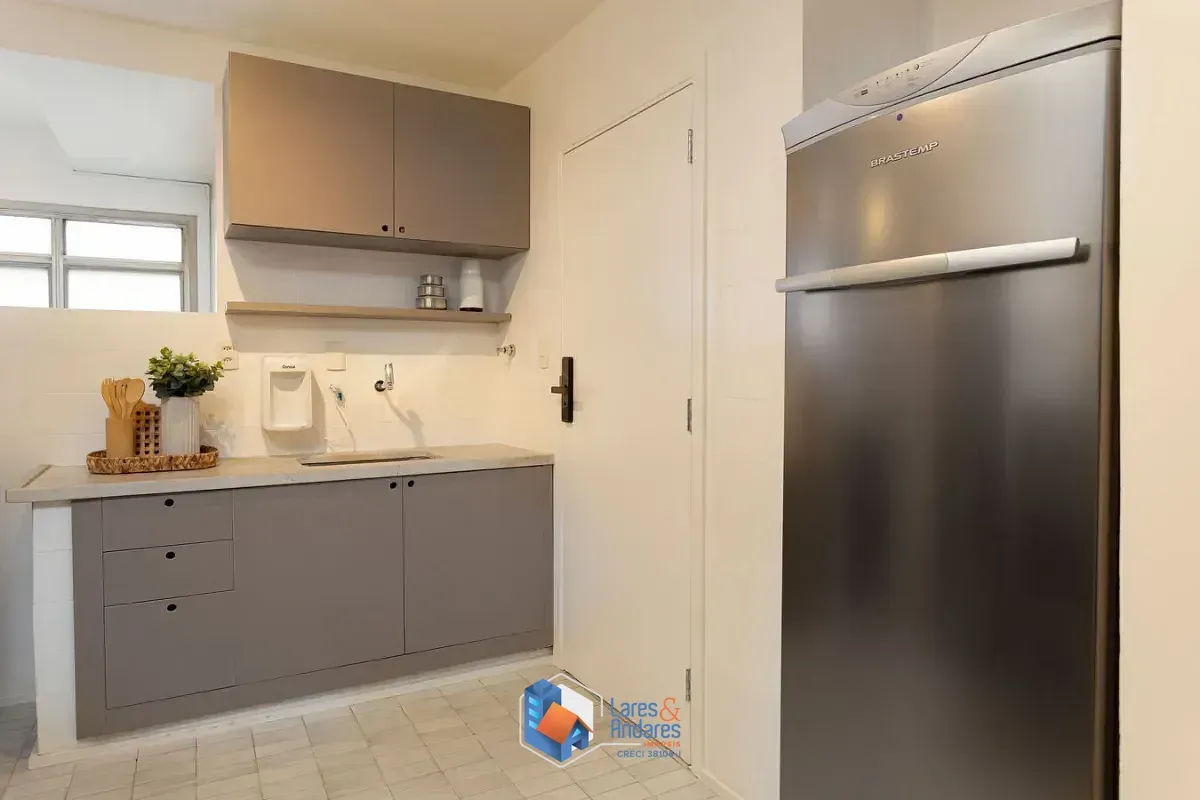 Foto do imóvel Apartamento para venda em Pinheiros com 4 quartos, sendo 1 suíte, 106m² em Rua João Moura