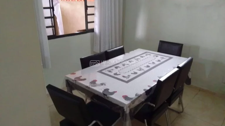 Imagem Casa à Venda