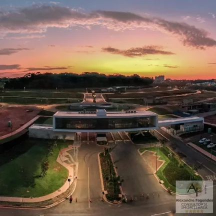 Imagem Lote em Condomínio Fechado para Venda em Goiânia, Parque Cidade