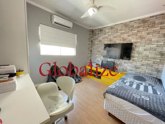 Imagem Casa em Világio com 3 dormitórios, 2 vagas e lazer na Vila Mathias R$ 960.000,00
