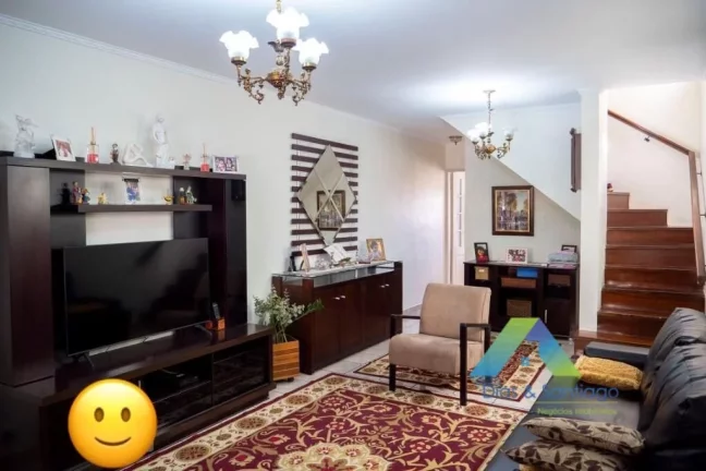Foto do imóvel Sobrado com 3 dormitórios à venda, 160 m² por R$ 1.000.000,00 - Vila Vermelha