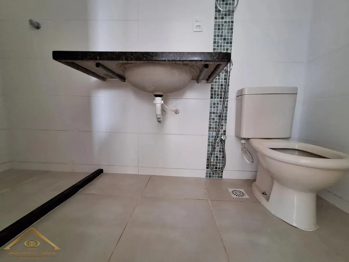 Imagem Apartamento para Venda em Cabo Frio / RJ no bairro Braga