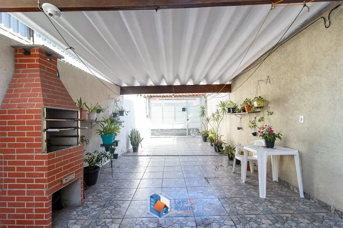 Imagem Sobrado para venda em Jardim São Carlos (Zona Leste) com 4 quartos, sendo 1 suíte, 400m²