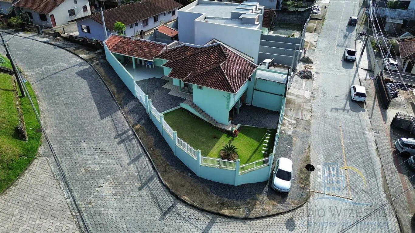 Foto do imóvel CASA TERREA NO BAIRRO FLORESTA DE ESQUINA