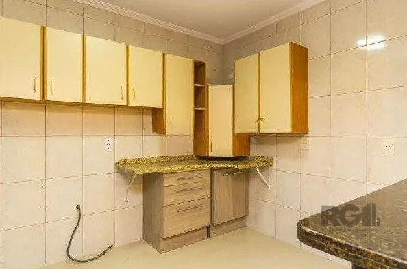 Imagem Casa para Venda - 167m², 3 dormitórios, sendo 1 suites, 7 vagas - Hípica