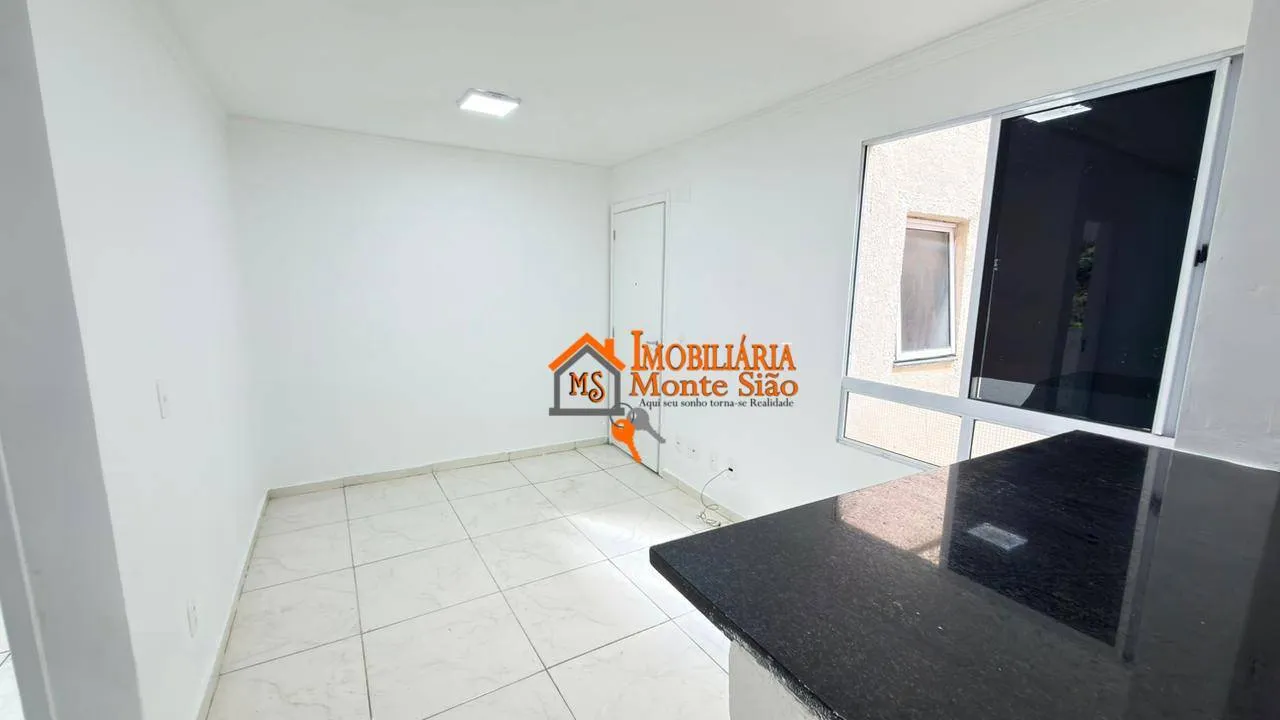 Imagem Apartamento com 2 dormitórios à venda, 38 m² por R$ 249.000,00 - São João - Guarulhos/SP