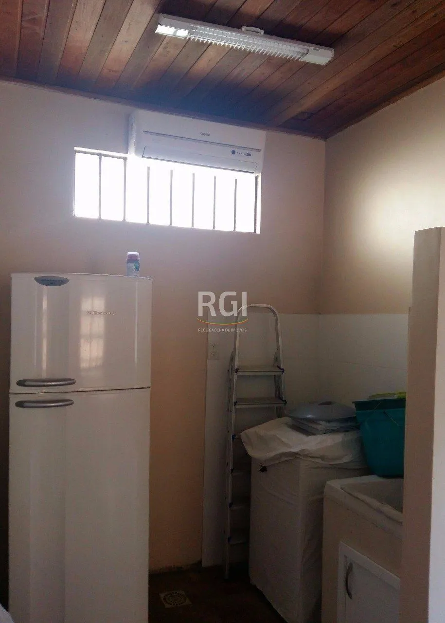 Imagem Casa para Venda - 190m², 3 dormitórios, 2 vagas - Medianeira