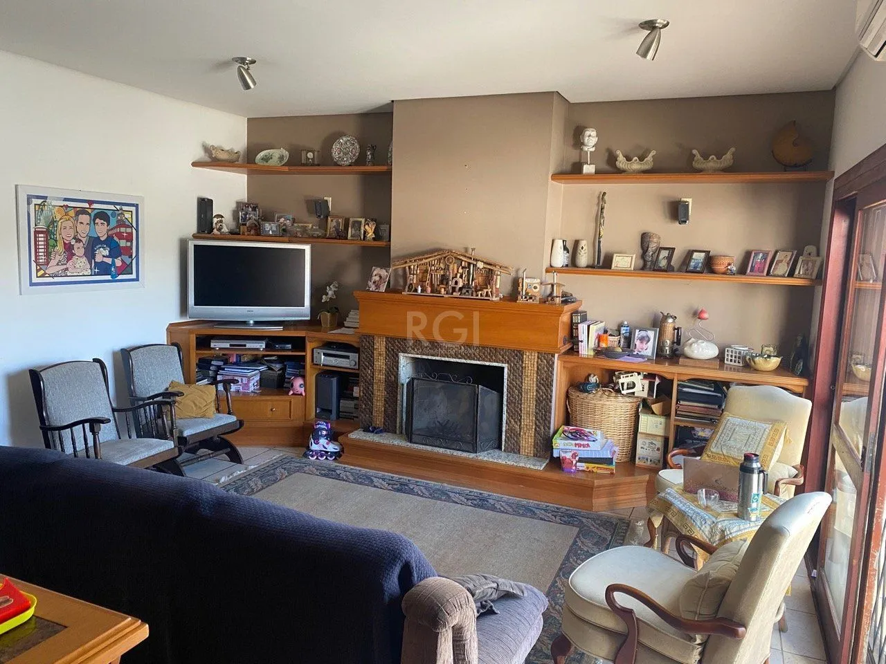 Imagem Casa para Venda - 378m², 4 dormitórios, sendo 1 suites, 2 vagas - Chácara das Pedras