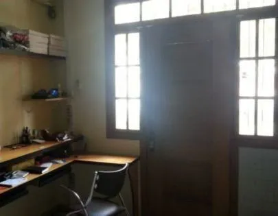 Imagem Casa para Venda - 330m², 5 dormitórios, sendo 1 suites, 7 vagas - Menino Deus