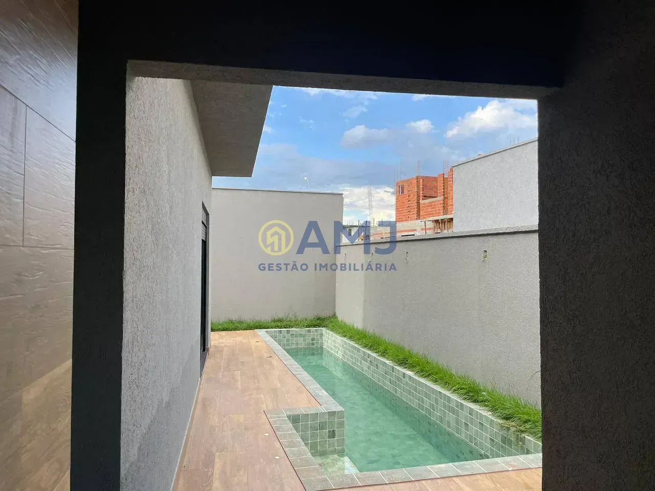 Imagem Casa à venda 04 Suítes no Goiânia Golfe Clube