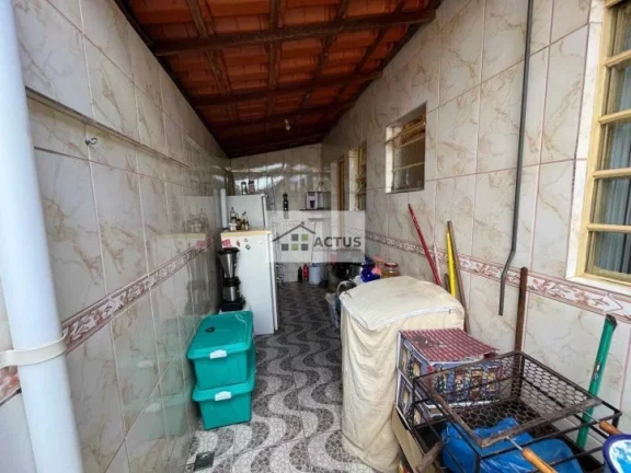 Imagem Casa 2 quartos no bairro Laranjeiras em Betim