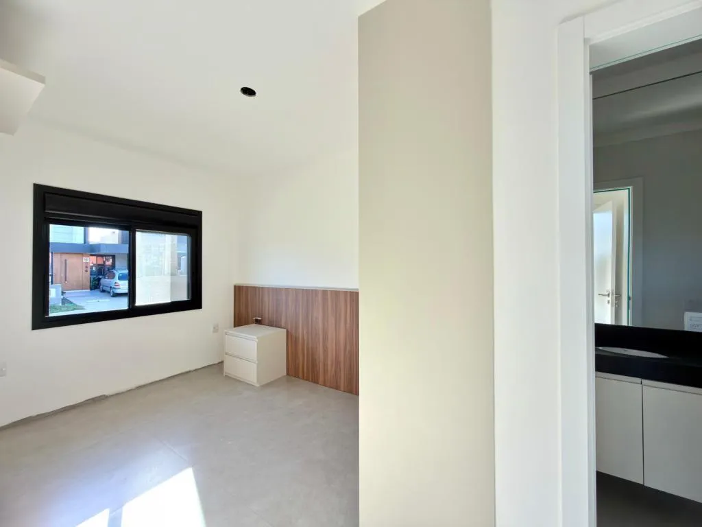 Imagem Casa 3 Dormitórios - Bairro Jardim Beira Mar