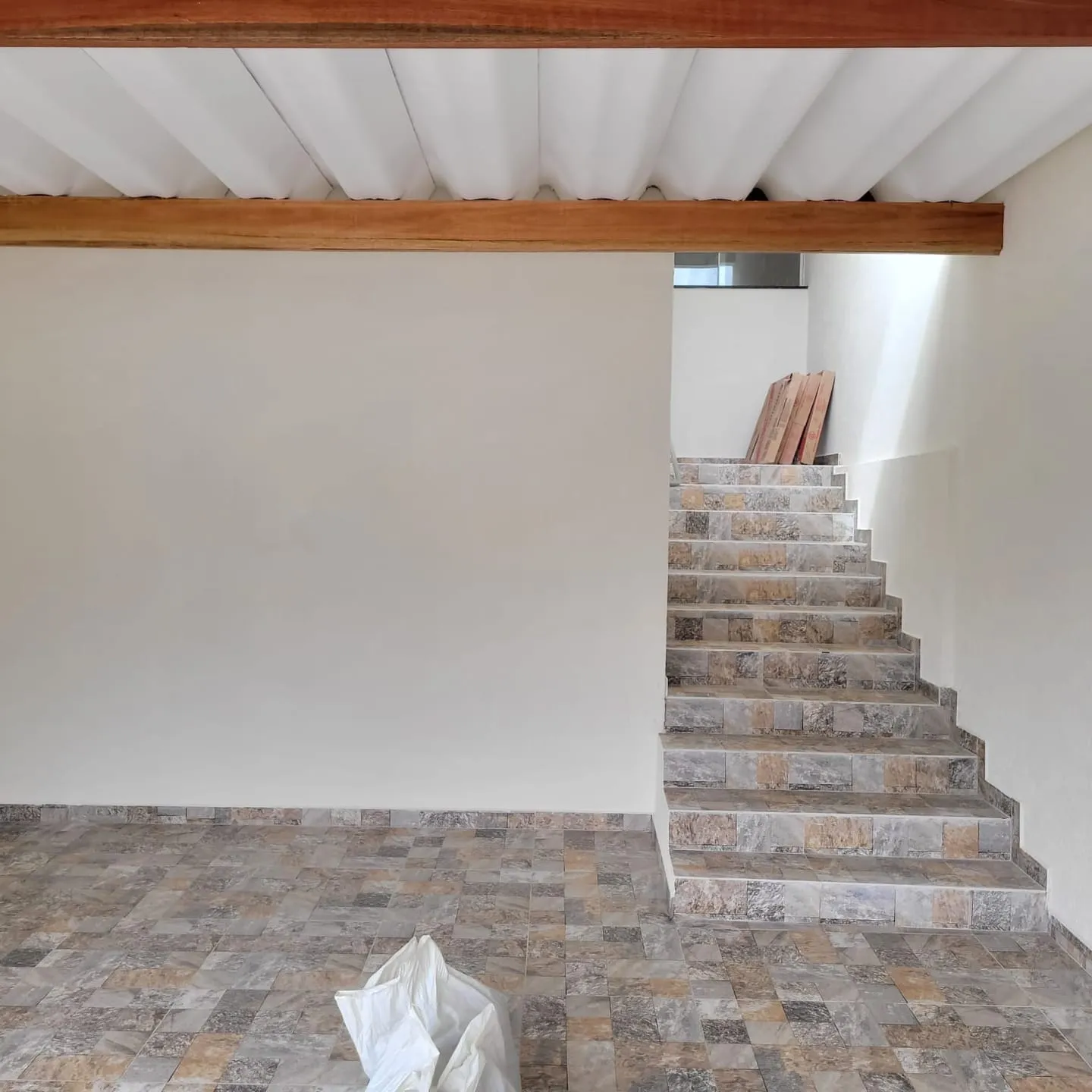 Imagem Casa à venda 2 Quartos, 1 Suite, 2 Vagas, 125M², Jardim Continental, Taubaté - SP