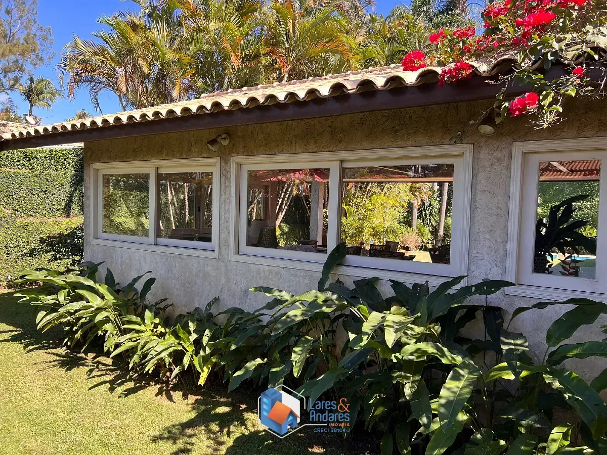 Imagem Casa para venda em Interlagos com 5 quartos, sendo 3 suítes, 370m²