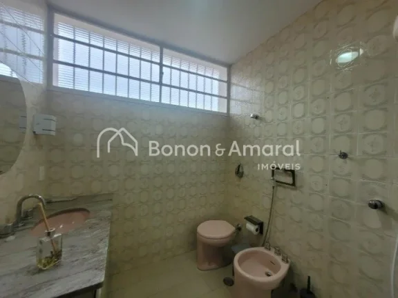 Imagem Excelente sobrado comercial para locação, localizado em rua de grande fluxo de veículos e pedestr...