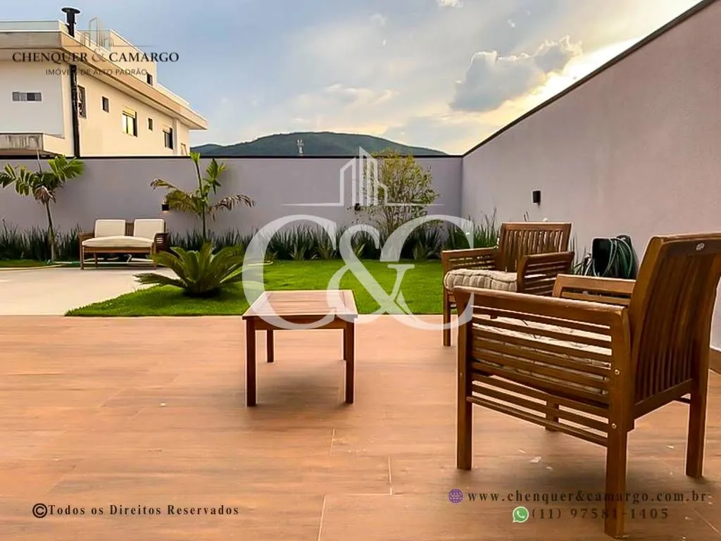 Imagem Casa à venda no Brisas Jundiaí, 265m², 4 suítes com varanda, piscina com SPA e vista Serra