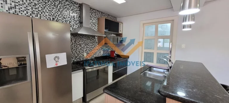 Imagem Casa de 4 quartos e 3 vagas de garagem no Imbaúbas