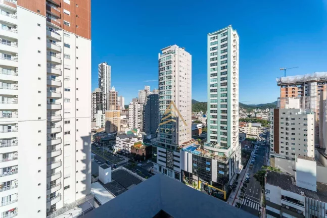 Imagem Apartamento com 3 dormitórios à venda, 120 m² por R$ 2.750.000,00 - Centro - Balneário Camboriú/SC