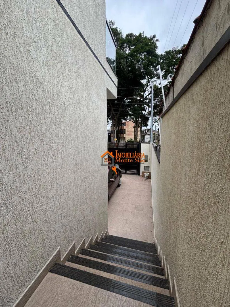 Imagem Sobrado com 3 dormitórios à venda, 130 m² por R$ 600.000,00 - Jardim Maria Dirce - Guarulhos/SP