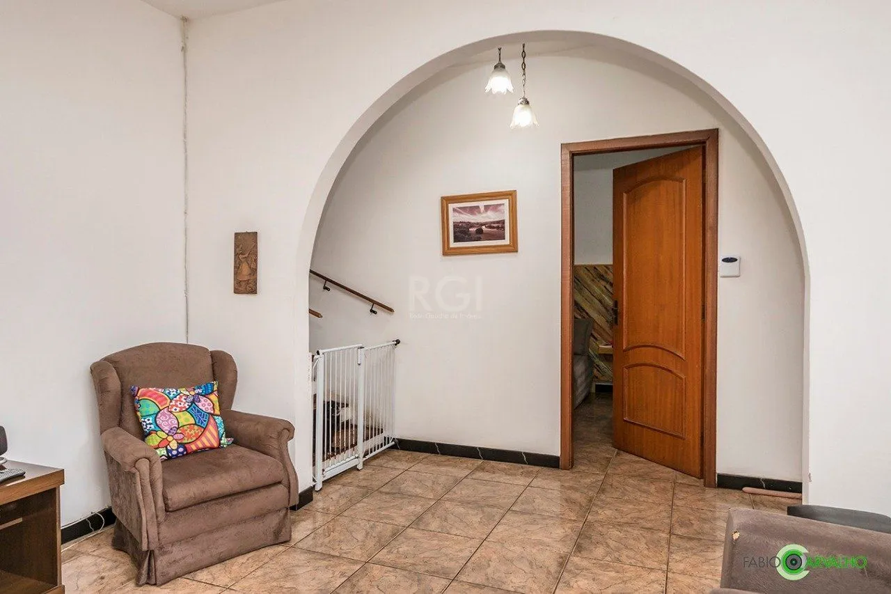 Imagem Casa para Venda - 168m², 3 dormitórios, sendo 1 suites, 3 vagas - Medianeira