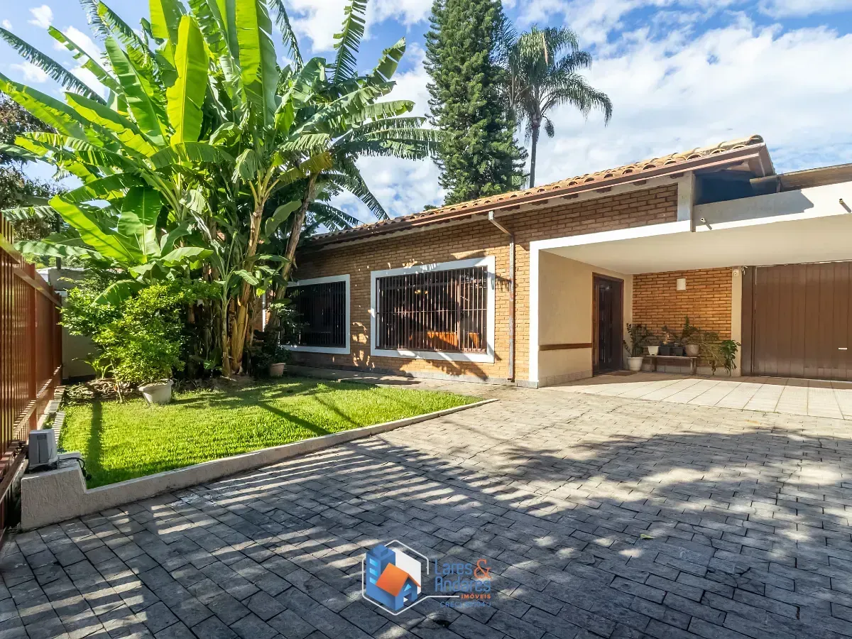 Imagem Casa para venda e locação em Alto de Pinheiros com 3 quartos, sendo 3 suítes, 245m²