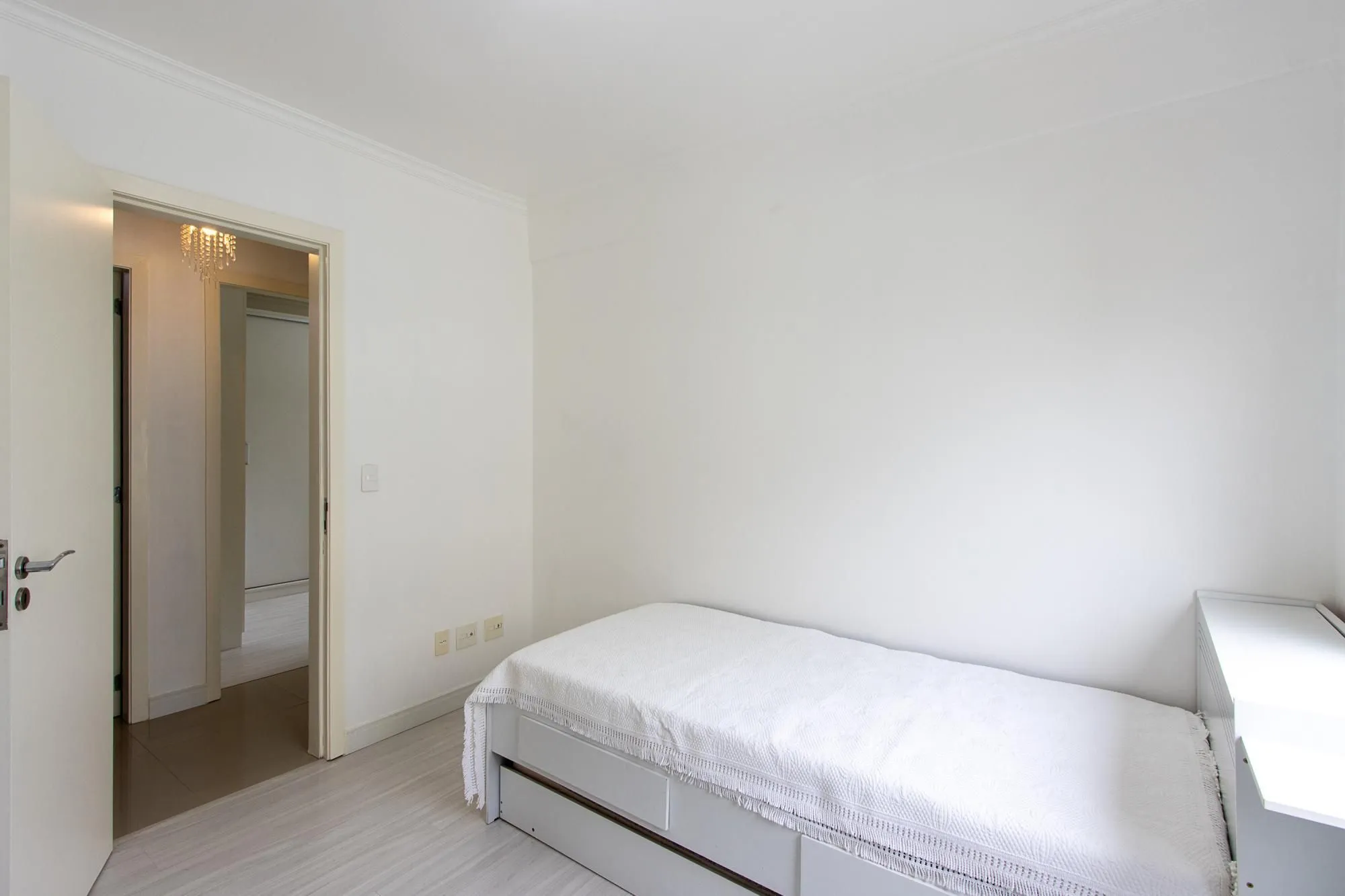 Imagem APARTAMENTO MOBILIADO PARA VENDA , 71m², 3 QUARTOS (1 SUITE), 01 VAGA ESCRITURADA - BAIRRO CAVALHADA