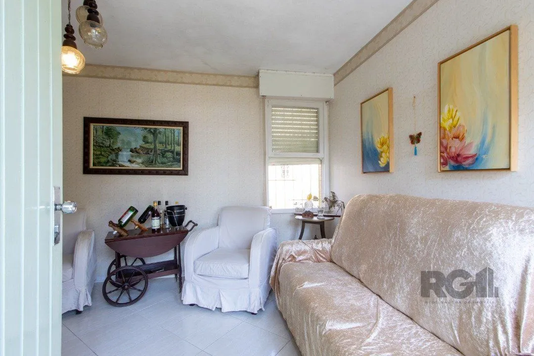 Imagem Casa em condomínio aberto, 3 quartos, edicula com 1 quarto - Bairro Santa Tereza