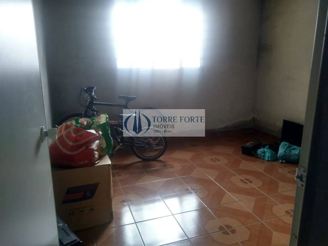 Imagem Casa com 3 dormitorios 2 vagas de garagem na Vila Antonieta .