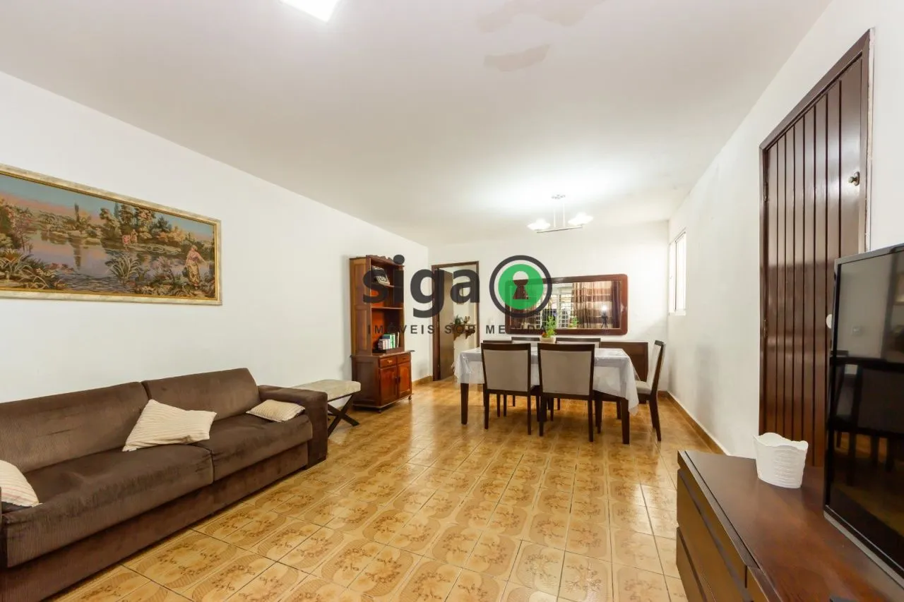 Foto do imóvel Casa à venda na Granja Julieta - 225m², 4 quartos e 2 vagas