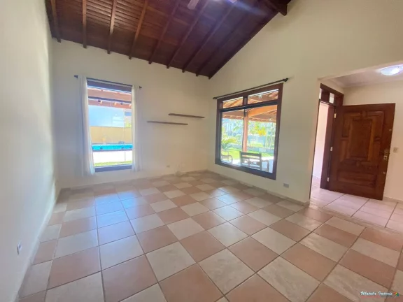 Imagem Casa Condomínio fechado com piscina - Bairro Horto