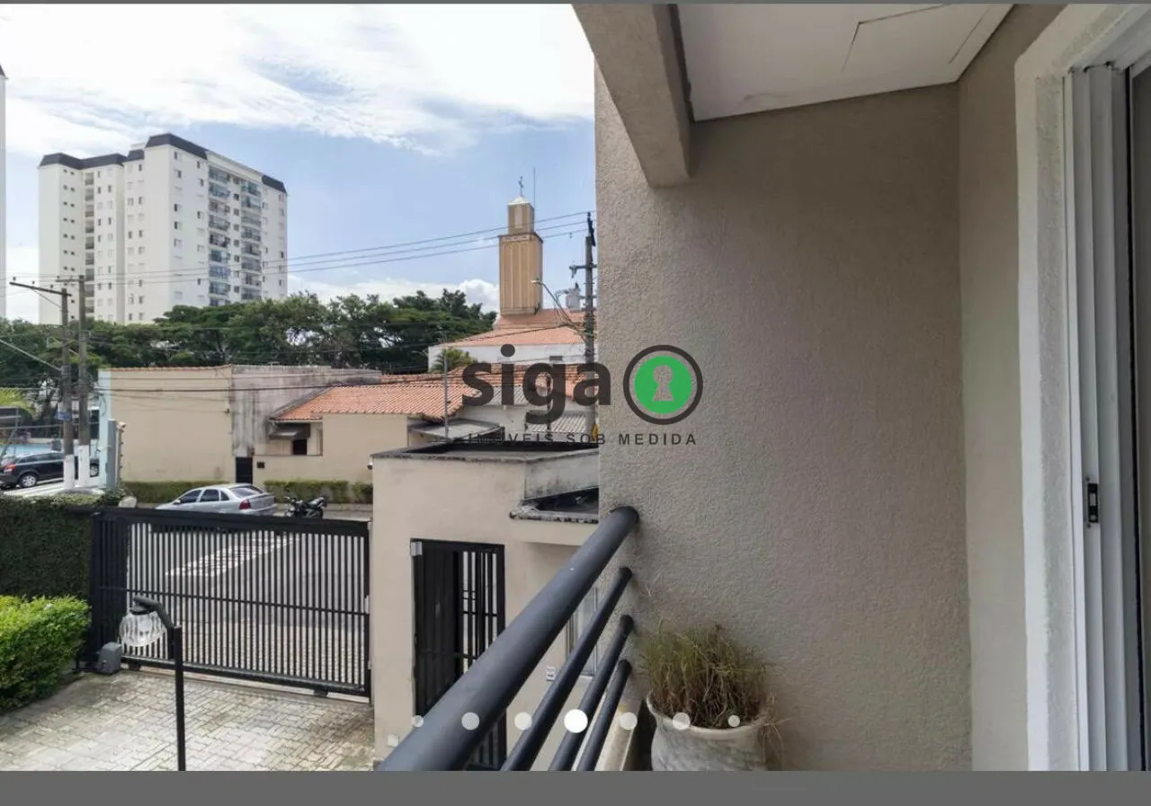 Imagem Casa em Condomínio com Suíte e 2 Vagas em Ambiente Exclusivo.