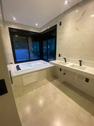 Imagem Oportunidade de PERMUTA! Casa NOVÍSSIMA com 3 dormitórios à venda, 184 m por R$ 1.490.000 - Condomínio Sunlake - Sorocaba/SP