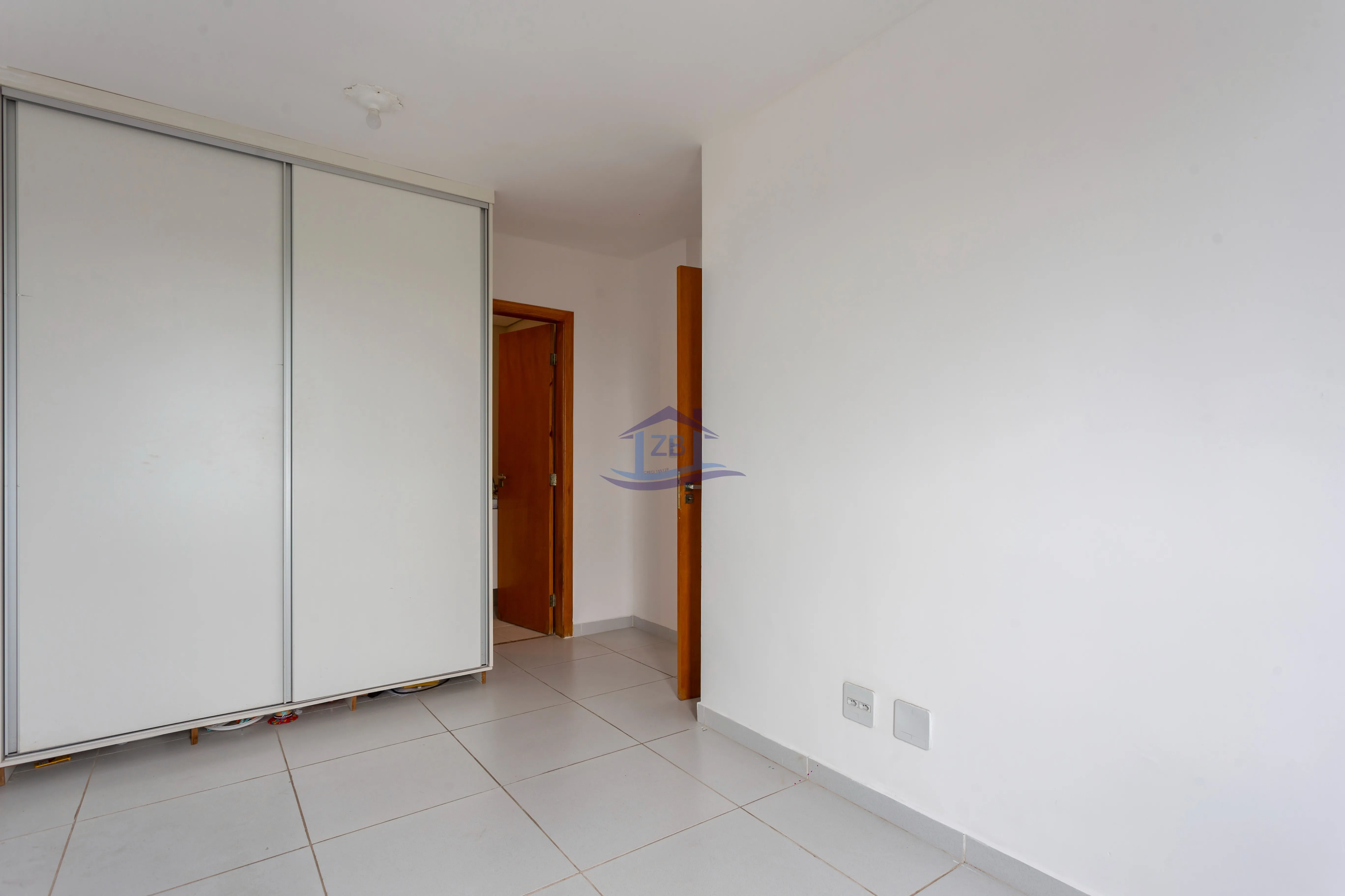 Imagem Apartamento na Granja Viana 2 quartos 1 suíte e 2 vagas.