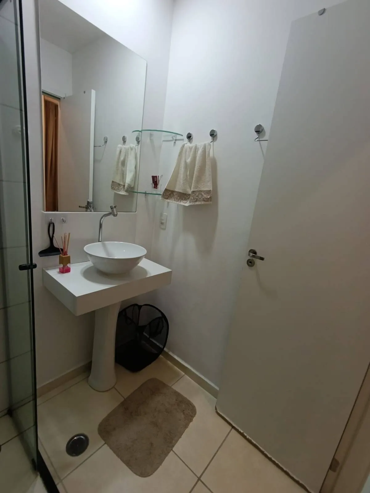 Imagem Apartamento 2 quartos mobiliado Condomínio RNI Bairro Parque Ohara