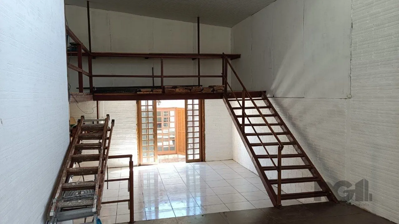 Imagem casa mista com 2 vagas na cavalhada Porto Alegre /RS